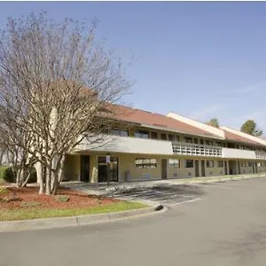 Royal 2*, Charlotte United States
